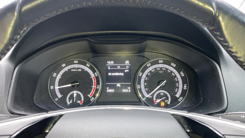 Skoda Karoq 1.0 TSI 110 SE 5dr Petrol Estate